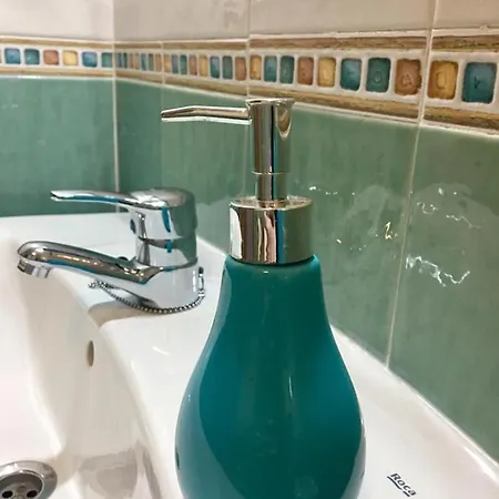 Vut Sencilla Y Comoda En Capital. Appartement